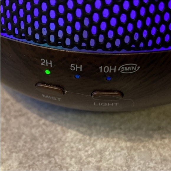 Doterra Essential Oil Diffuser Brevi Aroma
Walnut Ultrasonic Diffuser - Picture 5 of 10